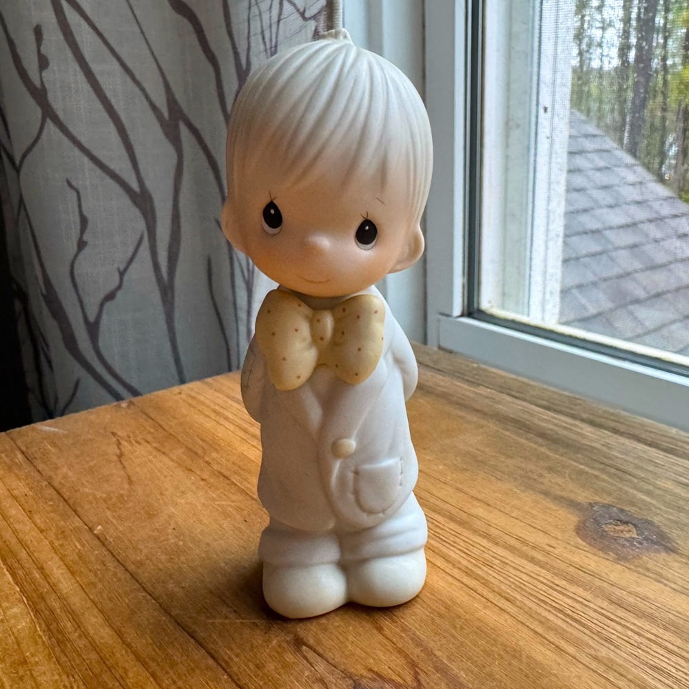 Vintage PRECIOUS MOMENTS Groom 1983